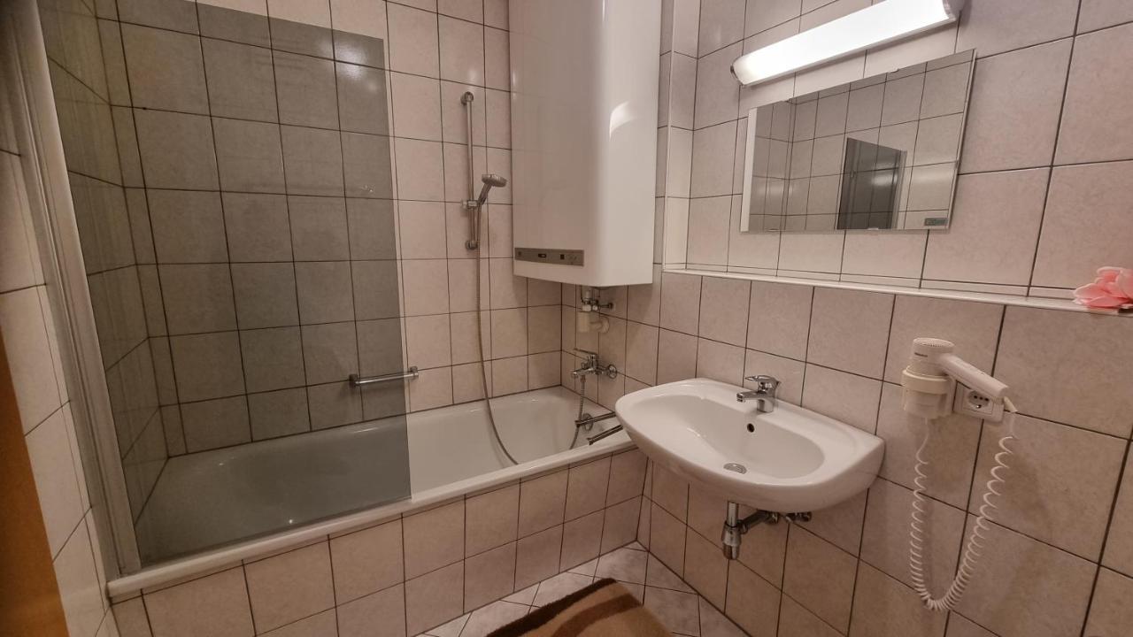 Appartement Michelle Juns Bagian luar foto